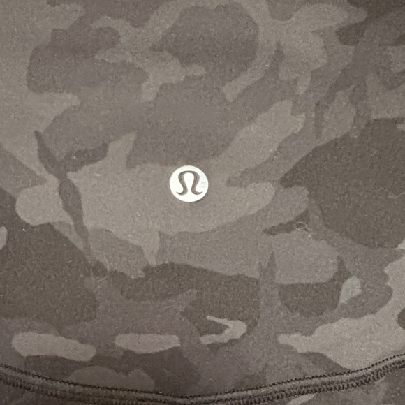 lululemon athletica Camo Leggings - Black and Gray - Picture 3 of 5
